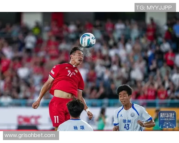 国内足球赛事球星最新排名揭晓 谁是目前最具影响力的顶级球员