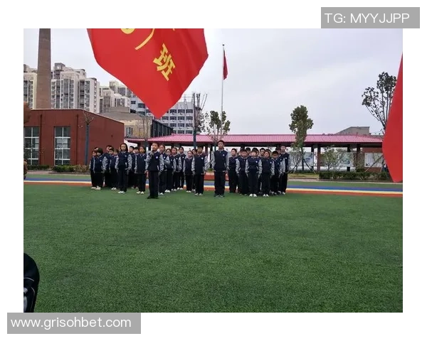 足球巨星专访爱子讲述成长点滴畅谈父子情深与未来梦想