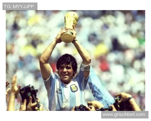 足球传奇马拉多纳的辉煌一生与不朽足球精神解析