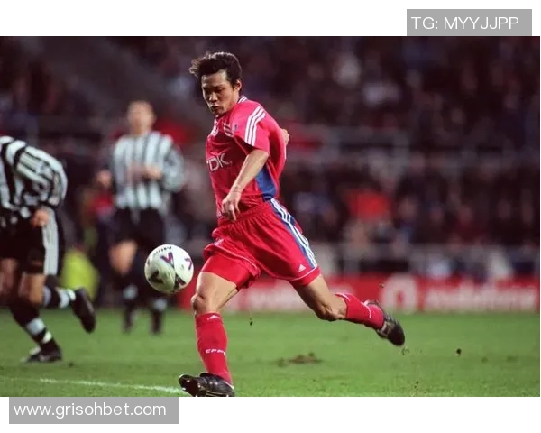 哪些足球明星在场外也热爱足球 他们的足球情结与球迷共鸣